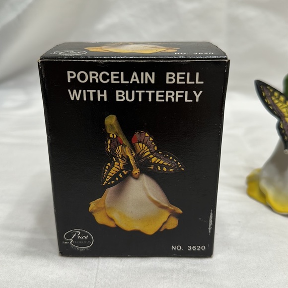 Porcelain bell with butterfly - Picture 9 of 9